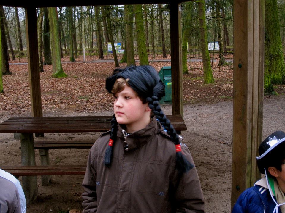 Sint-Martinus den XIIde - CowboySpel Welpen Kiewit 2012